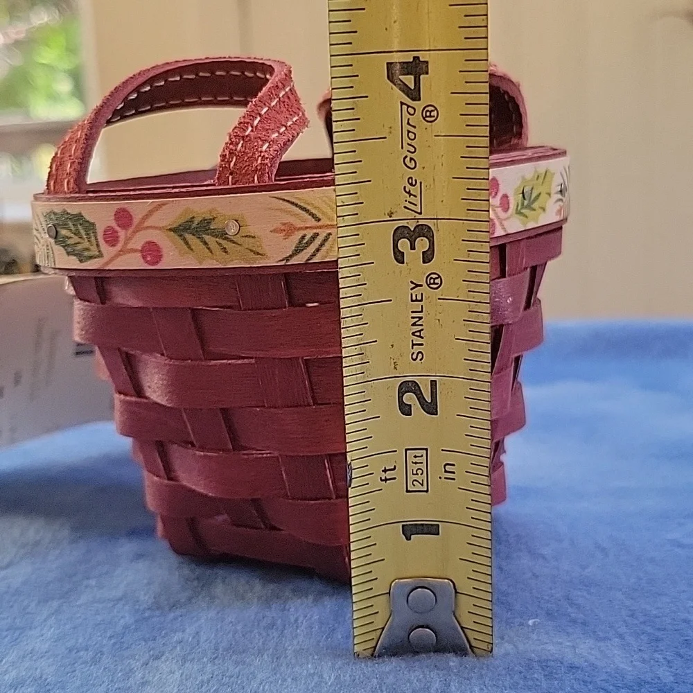 Longaberger 2011 Red Trinket Basket - Picture 2 of 7